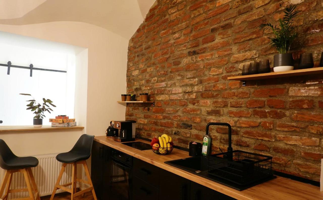The Industrique Home - 3 Bedroom Apartment Timişoara Eksteriør billede