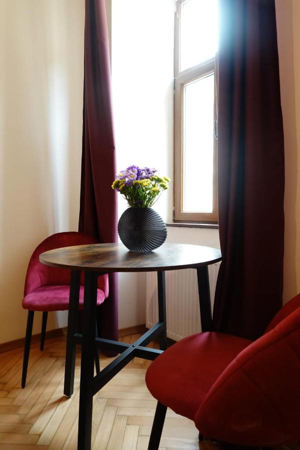 The Industrique Home - 3 Bedroom Apartment Timişoara Eksteriør billede